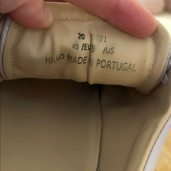 Axel Arigato Light Purple Sneakers - Picture 4 of 7